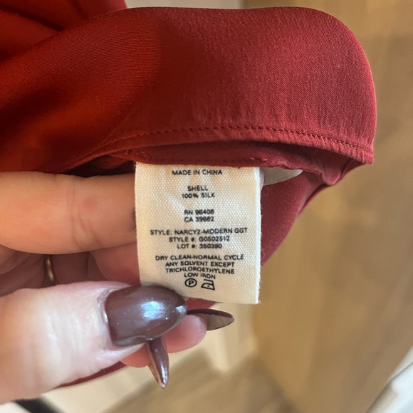 Theory Red Silk tank - Picture 3 of 4